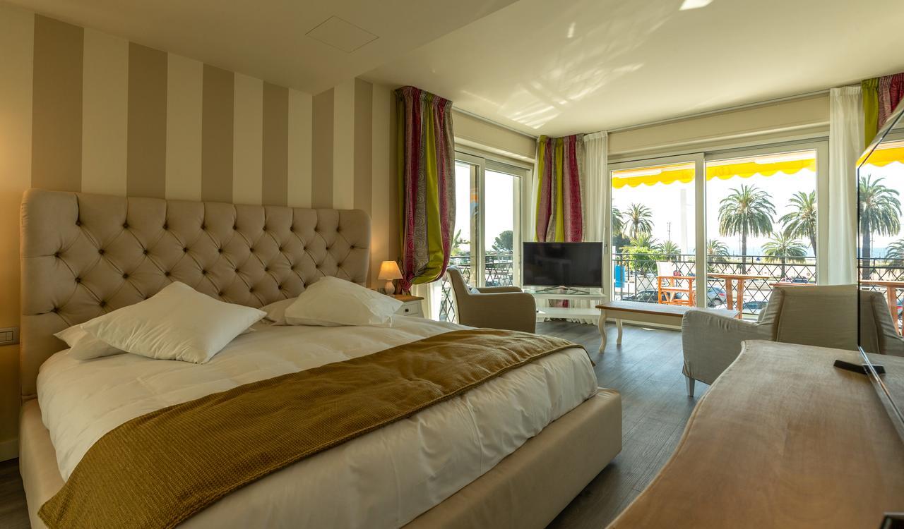 La Dolce Vita Hotel 芒通 外观 照片